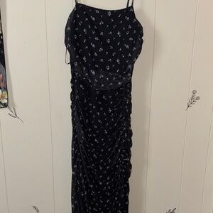 Chic Black Floral Maxi Dress